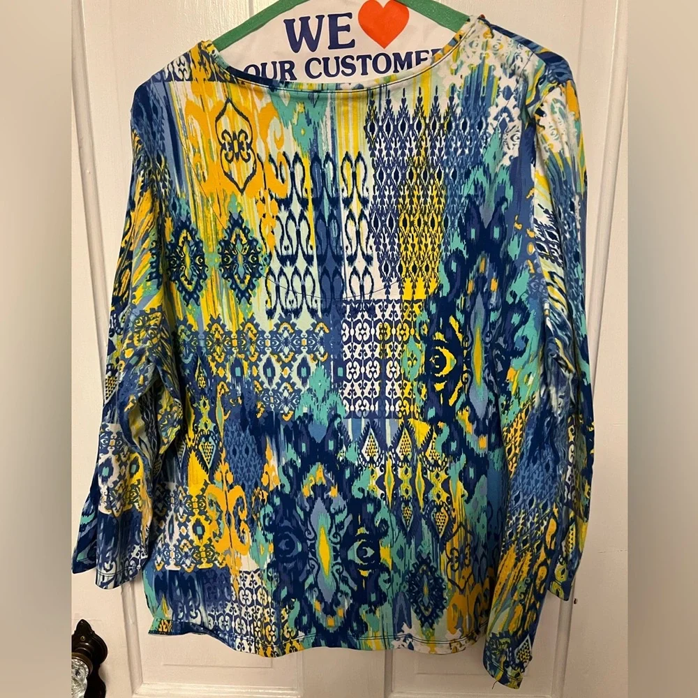 Ruby Rd. Printed top - Picture 2 of 4